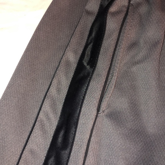 Raiders Gray Shorts - Picture 3 of 5